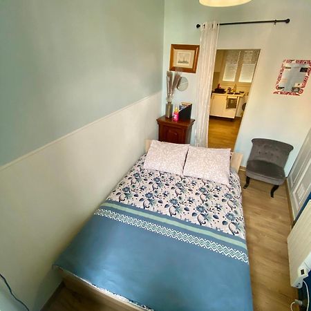 Sympathique Logement En Rez-De-Chausse, De 21M 2 Beauvais Eksteriør bilde