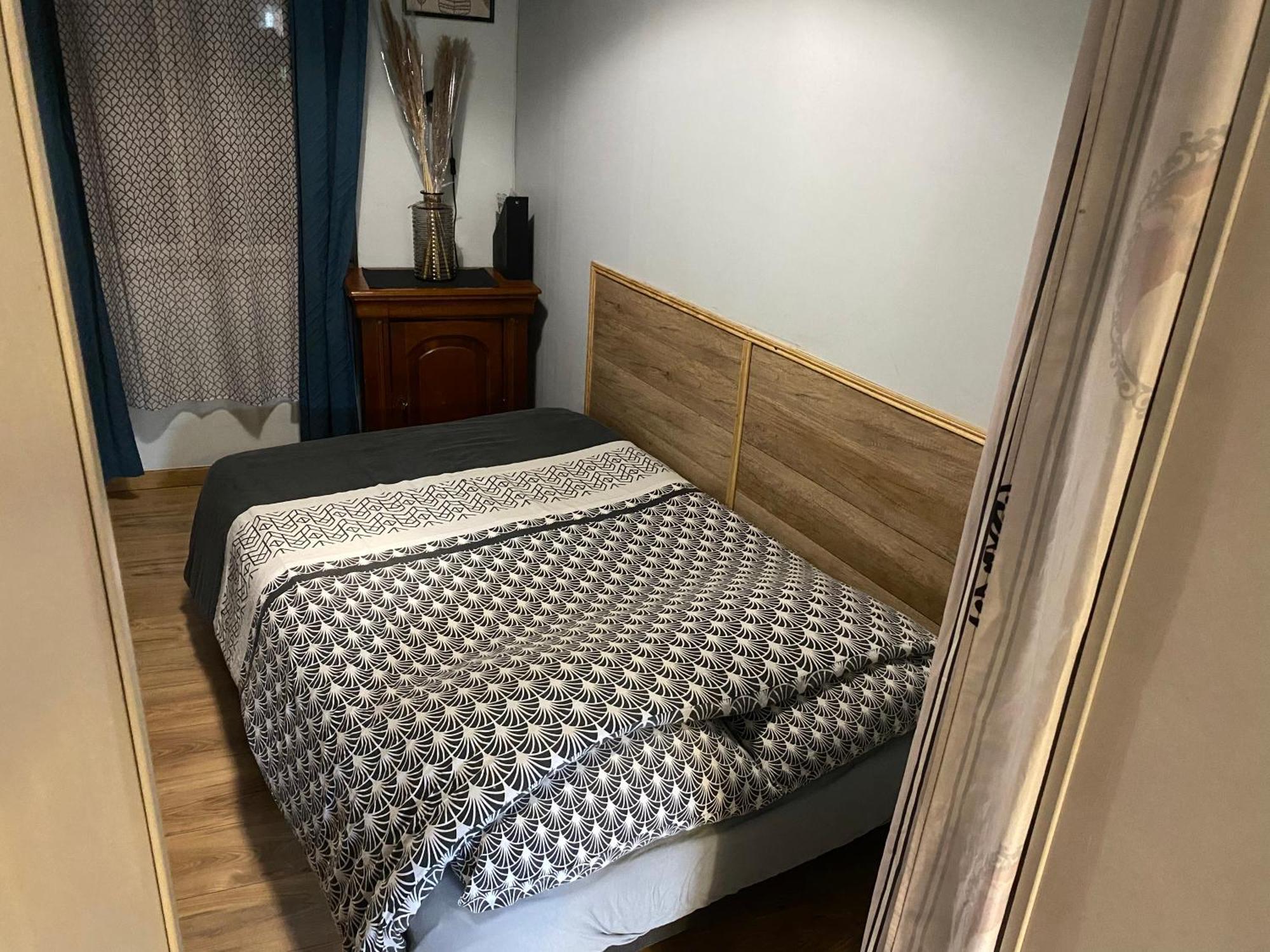 Sympathique Logement En Rez-De-Chausse, De 21M 2 Beauvais Eksteriør bilde